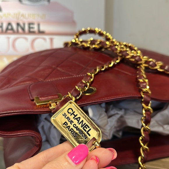 ❤️Chanel Quilted Leather Bow Bag ❤️ - Picture 11 of 17